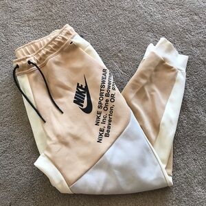 Nike Sportswear Men's Tech Fleece Pants, Size L-NWOT